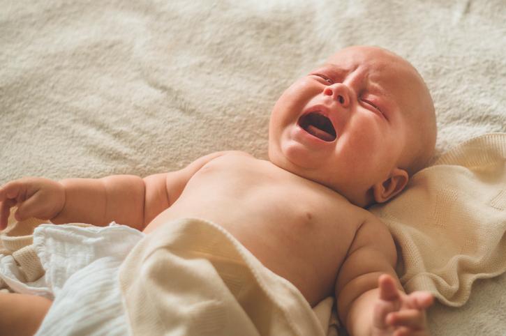 Como acalmar um bebê que chora