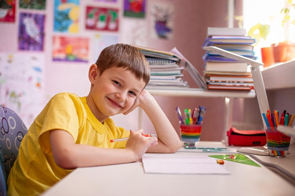 A importância de adaptar uma área de estudo para seu filho