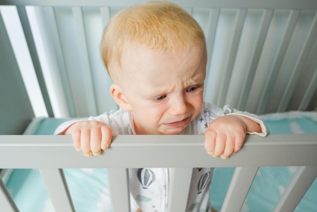 Por que meu bebê dá cabeças e como evitá -lo
