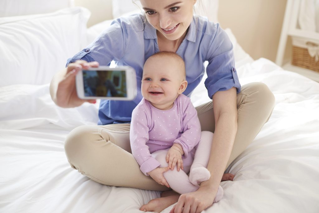 Você pode tirar fotos com flash para bebês?